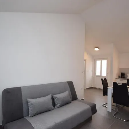 Seaside Holiday House Nin, Zadar - 19228 בית נופש