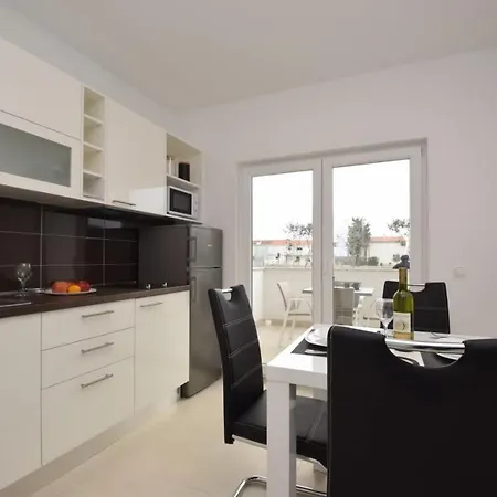 Seaside Holiday House Nin, Zadar - 19228 בית נופש נין