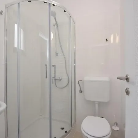 Seaside Holiday House Nin, Zadar - 19228 Дом отдыха Нин